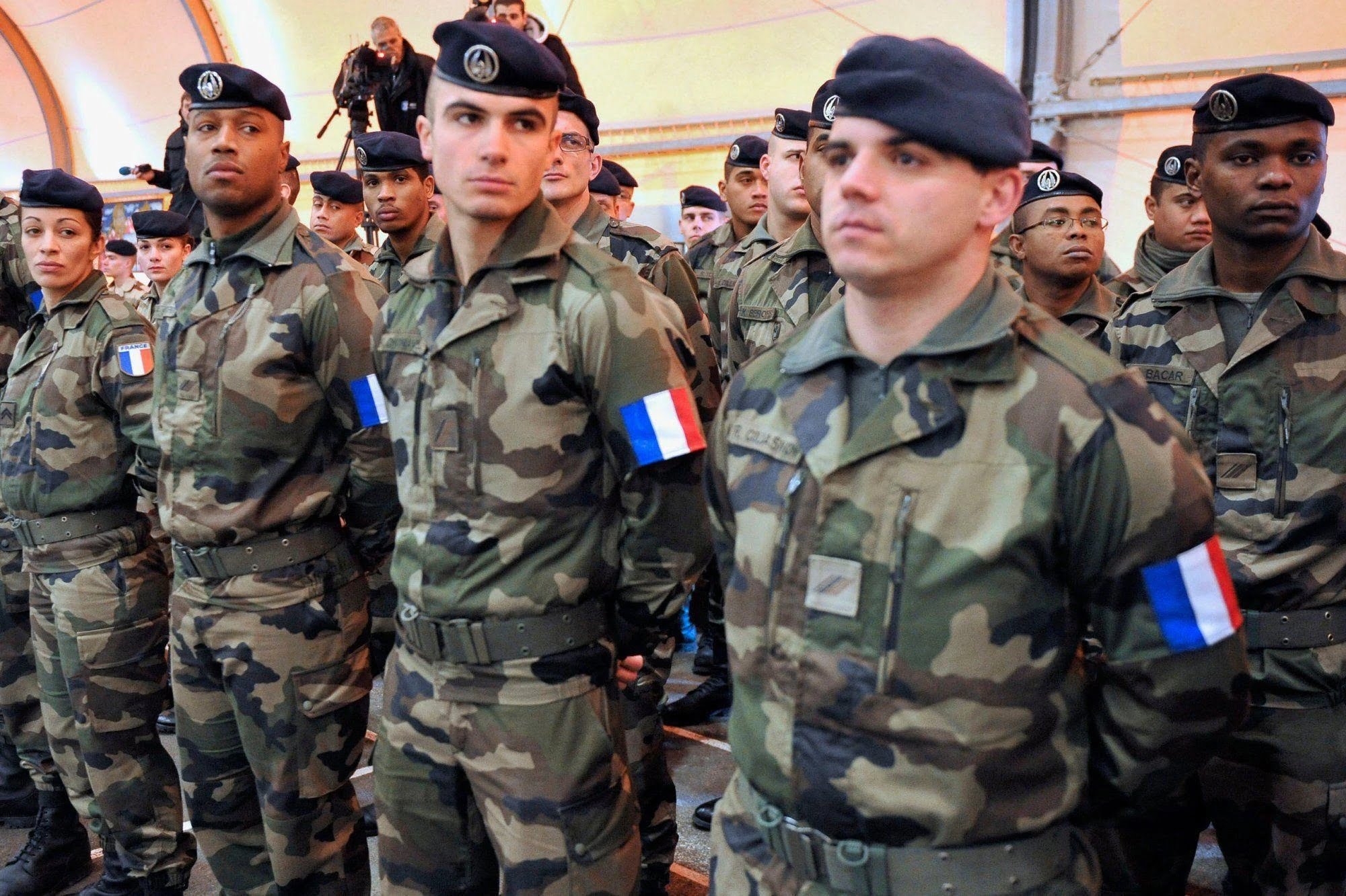 Guiana Francesa é palco de demonstração de Força por parte da França