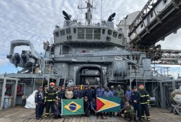 Navio de Apoio Oceânico “Iguatemi” atraca na capital da Guiana