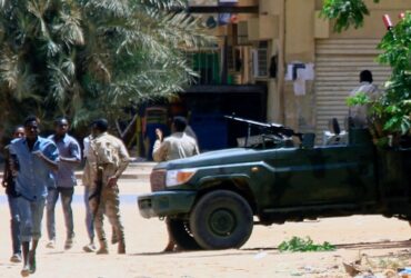 Paramilitares podem ter tomado palácio presidencial em meio a conflitos no Sudão