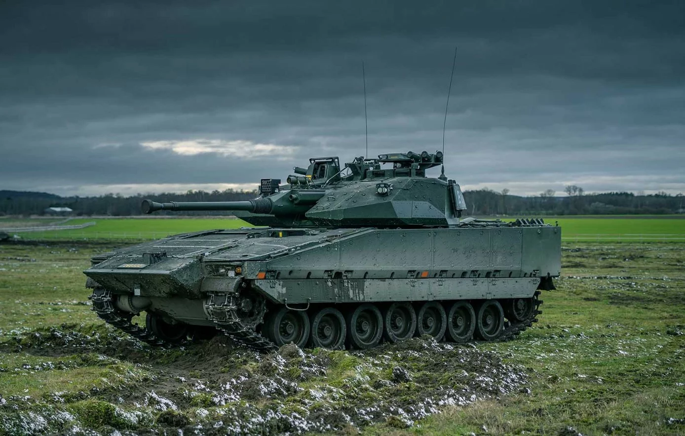 República Tcheca adquire 246 MBT CV90 MkIV