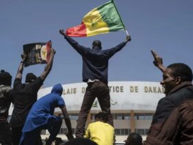 Autoridades senegalesas enviam Forças Armadas para Dacar após onda de violência