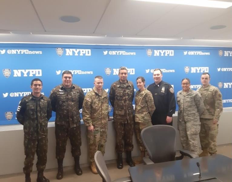 Divisão de Instrução Militar com Guarda Nacional de NY